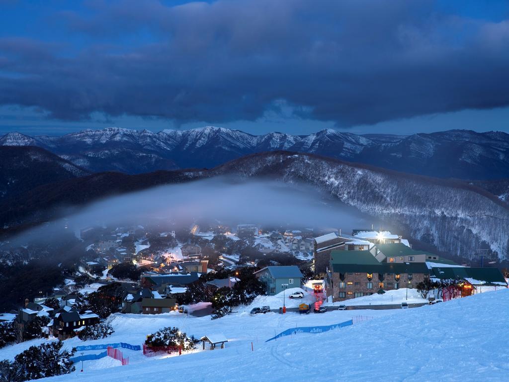 Chalet Apartments - Mt Buller Apartment Rentals Mount Buller Eksteriør billede